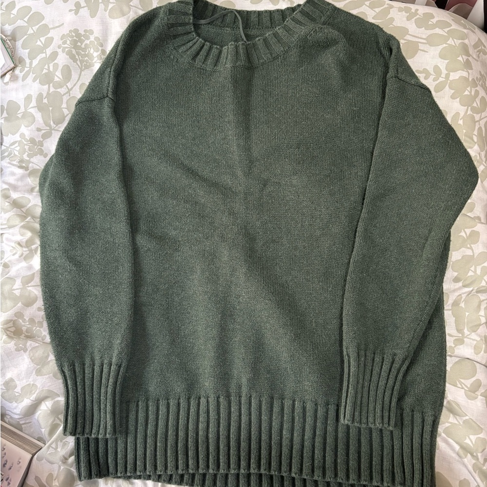 Women’s Green GAP Sweater